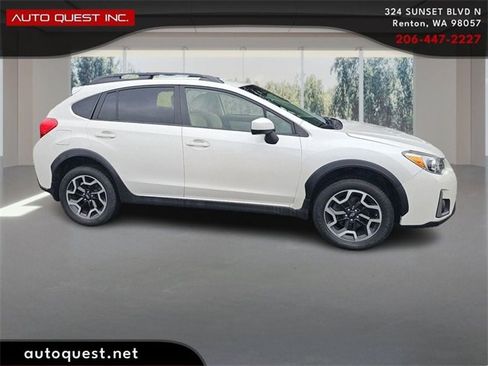 Used 2017 Subaru Crosstrek 2.0i Premium image 4