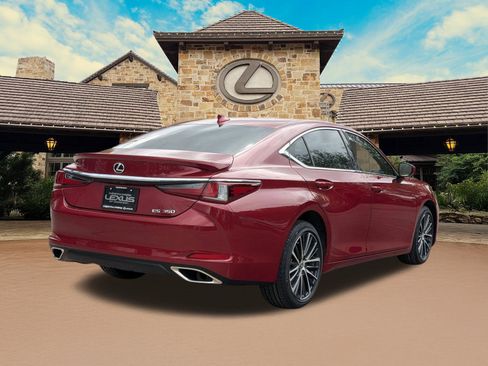 Certified 2025 Lexus ES 350 w/ Premium Package FWD image 2