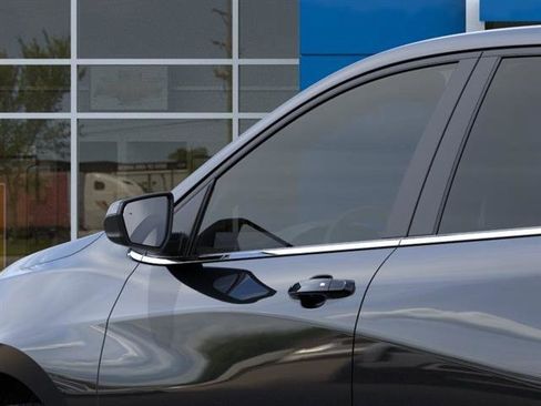 New 2024 Chevrolet Equinox LT image 12