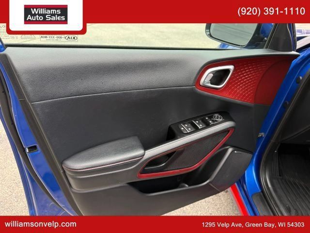 Used 2020 Kia Soul GT-Line Turbo FWD image 11