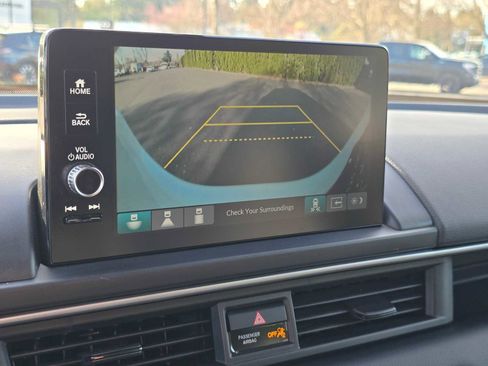 Used 2025 Honda Pilot EX-L image 30