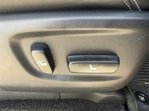 Used 2018 Toyota 4Runner Limited image 30