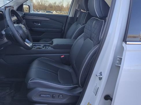 New 2026 Honda Pilot Elite image 13