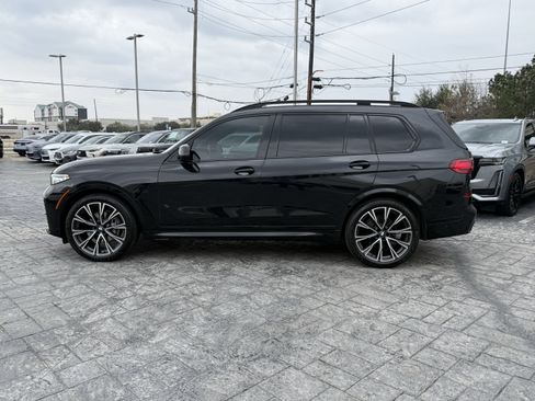 Used 2022 BMW X7 xDrive40i w/ M Sport Package image 4