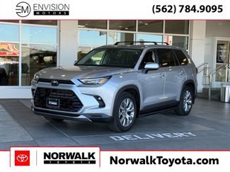 Used 2024 Toyota Grand Highlander Limited video 1
