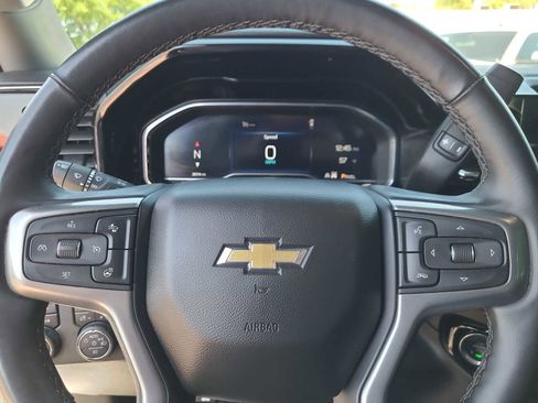 Used 2025 Chevrolet Silverado 3500 LTZ AWD/4WD image 23