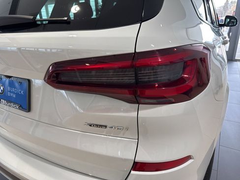 Used 2022 BMW X5 xDrive40i w/ M Sport Package image 9