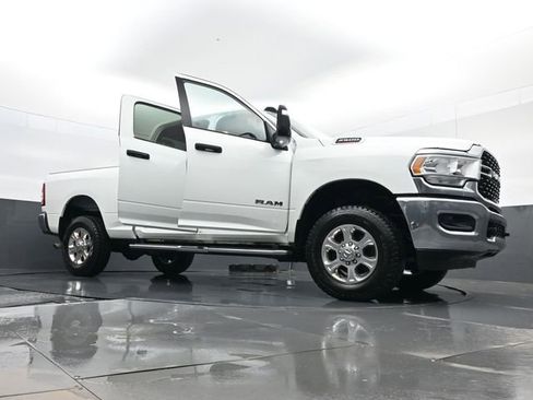 Used 2024 RAM 2500 Big Horn image 29