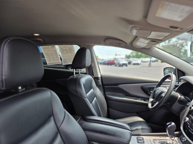 Used 2023 Nissan Murano SV AWD/4WD image 16