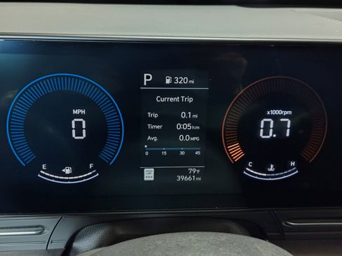 Certified 2024 Hyundai Kona SEL AWD/4WD image 9