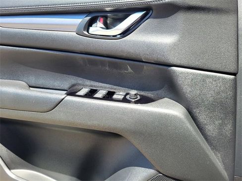 New 2025 MAZDA CX-5 AWD 2.5 S w/ Preferred Package image 9