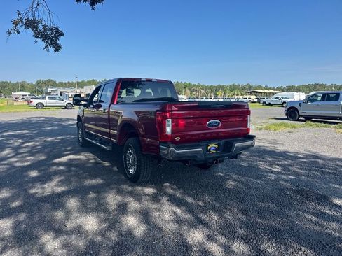 Used 2019 Ford F250 XLT w/ XLT Premium Package AWD/4WD image 4