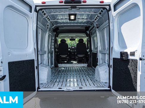 Used 2025 RAM ProMaster 2500 w/ Convenience Group FWD image 23