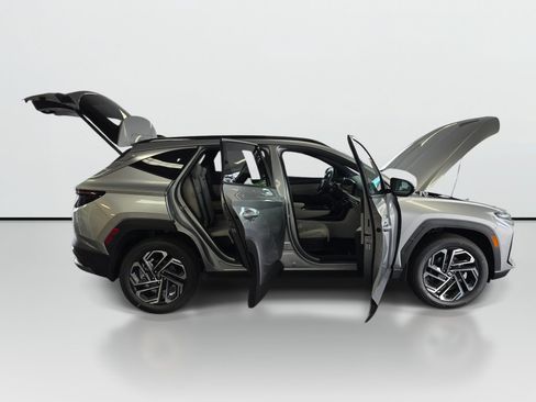 New 2026 Hyundai Tucson Limited AWD/4WD image 9