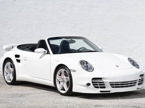 Used 2008 Porsche 911 Turbo AWD/4WD image 2