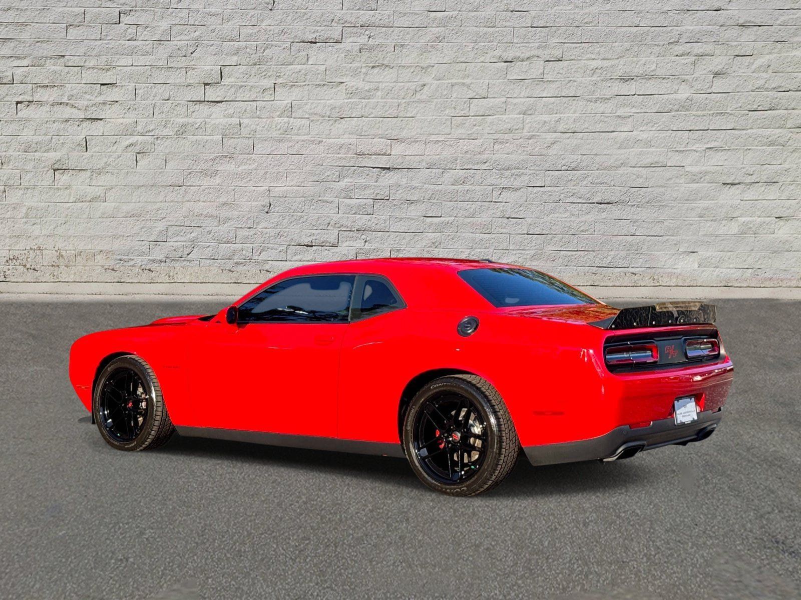 Used 2021 Dodge Challenger R/T w/ Blacktop Package RWD image 3