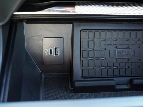 Certified 2025 Ford F150 Raptor AWD/4WD image 33