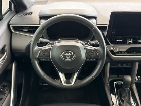 Used 2024 Toyota Corolla Cross AWD Hybrid w/ Convenience Package image 29