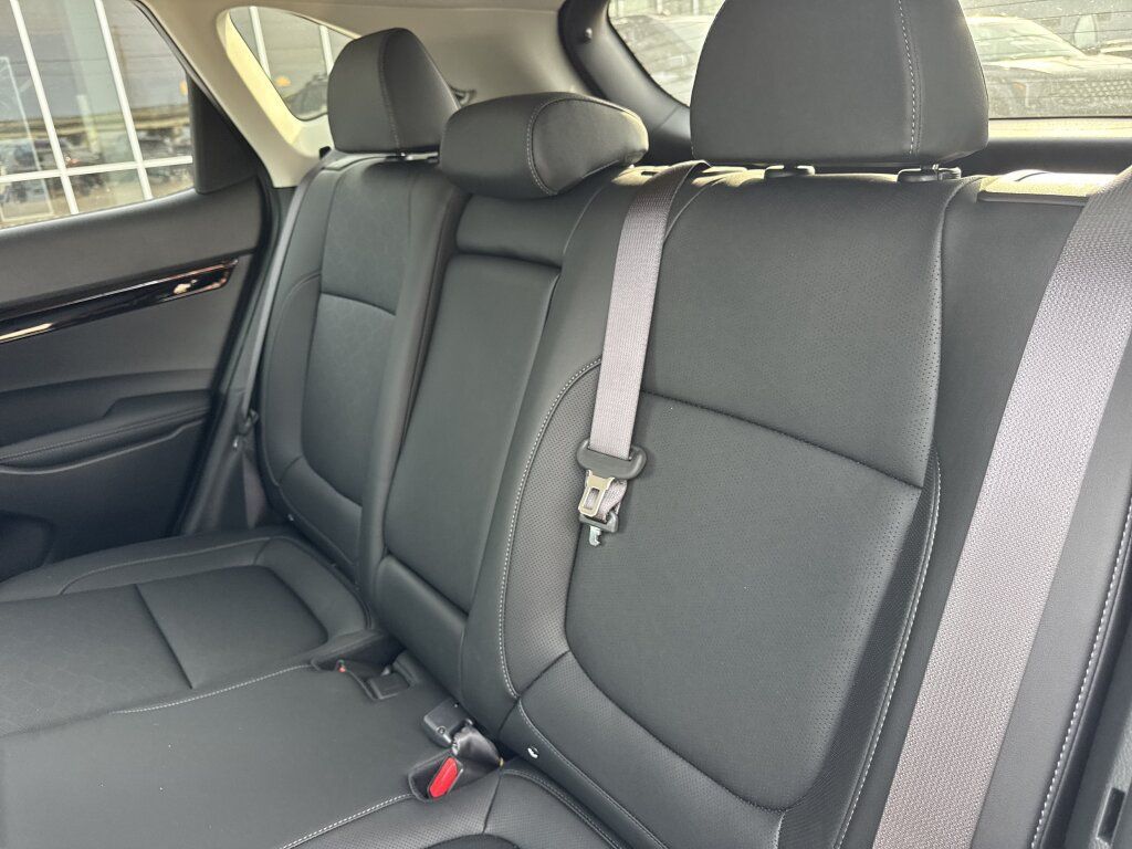 Certified 2026 Kia Seltos EX w/ EX Sunroof Package FWD image 27