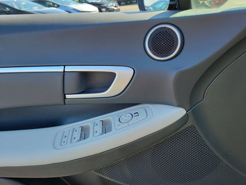 Used 2025 Hyundai Sonata SEL FWD image 17
