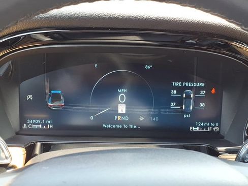 Certified 2023 Lincoln Corsair Reserve w/ Equipment Group 201A AWD/4WD image 27