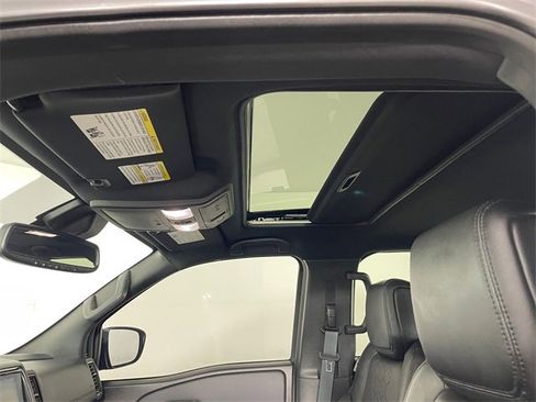 Used 2022 Nissan Frontier PRO-4X w/ Pro-4X Premium Package image 18