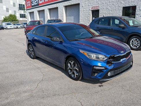 Used 2019 Kia Forte LXS image 4