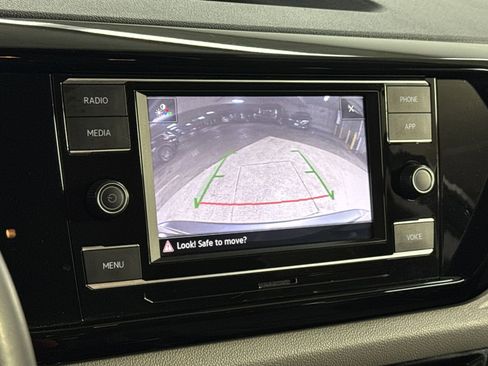 Used 2024 Volkswagen Taos S image 23