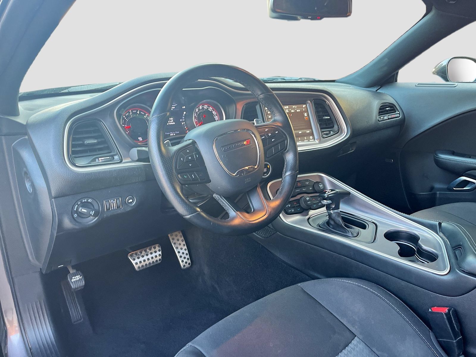 Used 2022 Dodge Challenger R/T Scat Pack RWD image 9
