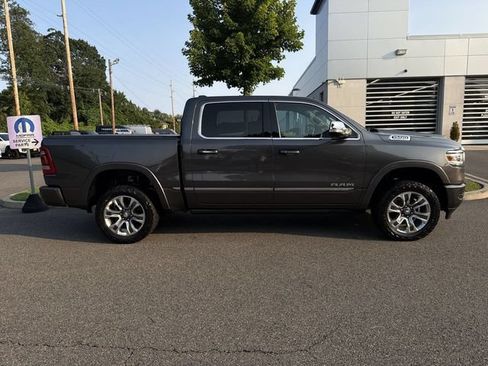 Used 2022 RAM 1500 Limited AWD/4WD image 9