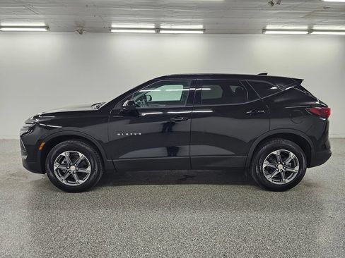 Used 2026 Chevrolet Blazer LT FWD image 8