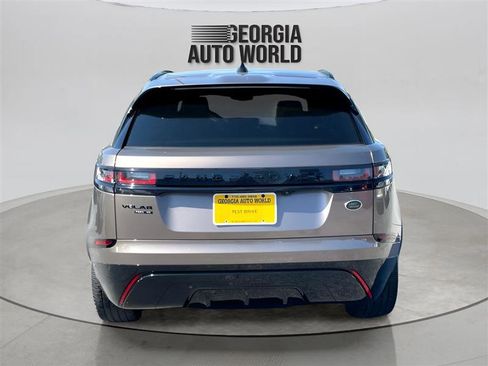 Used 2019 Land Rover Range Rover Velar R-Dynamic SE image 4
