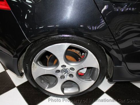 Used 2009 Volkswagen GTI 4-Door image 36