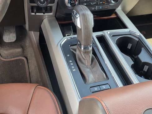 Used 2020 Ford F150 King Ranch w/ Equipment Group 601A Luxury AWD/4WD image 27