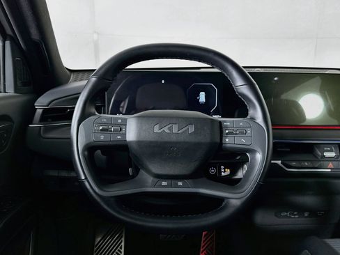 Used 2024 Kia EV9 GT-Line AWD/4WD image 18