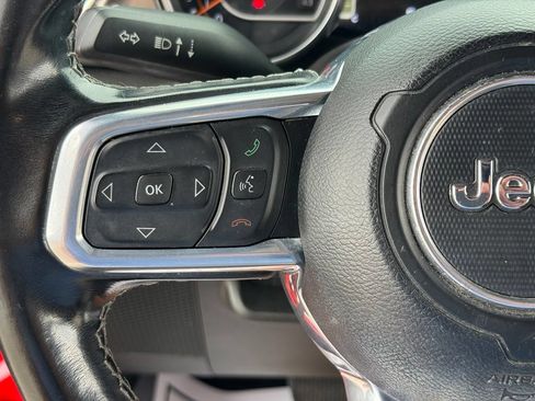 Used 2021 Jeep Gladiator Overland AWD/4WD image 26