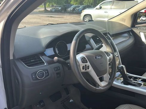 Used 2011 Ford Edge Limited w/ 302A Rapid Spec Order Code FWD image 14
