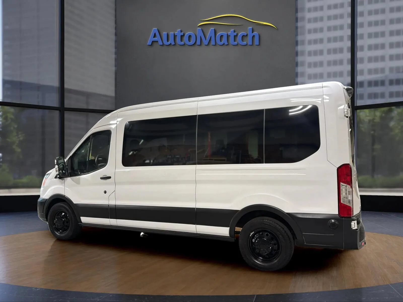 Used 2024 Ford Transit 350 XLT AWD/4WD image 8
