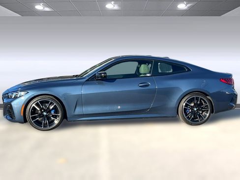 Used 2025 BMW M440i Coupe w/ Premium Package image 2