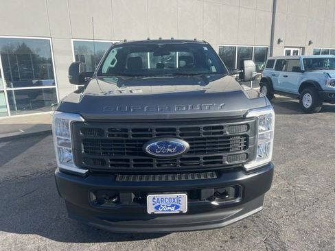 New 2026 Ford F350 XL image 2