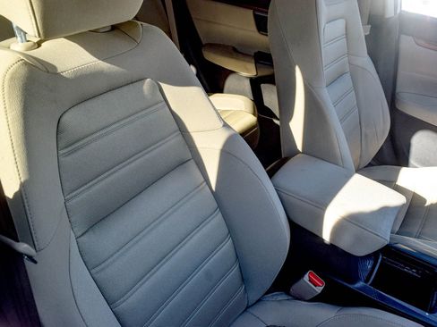 Used 2017 Honda CR-V EX image 10