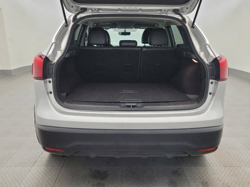 Used 2017 Nissan Rogue Sport SL FWD image 29