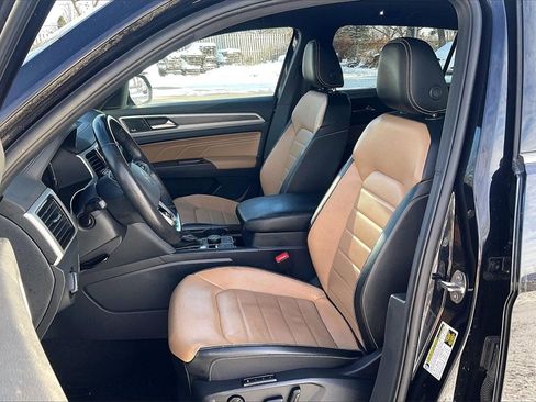 Used 2023 Volkswagen Atlas Cross Sport SEL Premium R-Line image 25