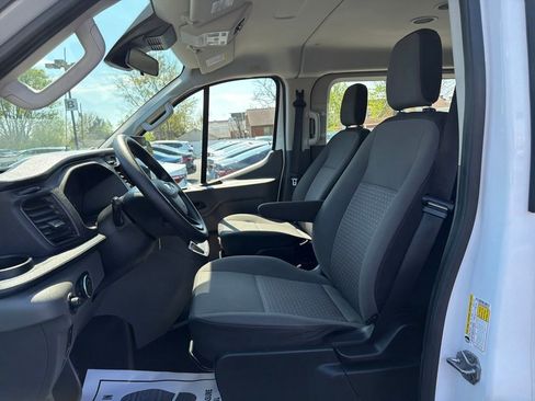 Used 2023 Ford Transit 350 XLT image 11