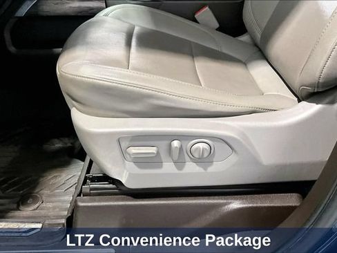 Used 2021 Chevrolet Silverado 1500 LTZ w/ Technology Package AWD/4WD image 26