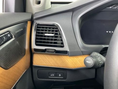 Certified 2023 Volvo XC90 T8 Plus w/ Protection Package Premier image 20