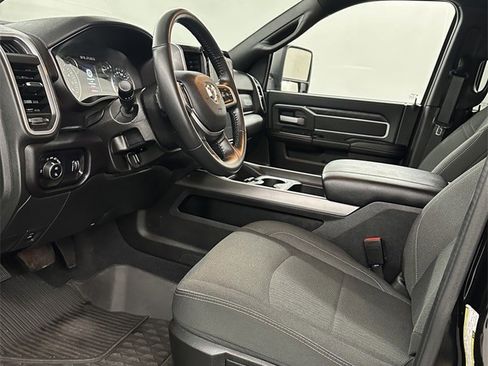 Used 2024 RAM 2500 Big Horn w/ Night Edition image 10