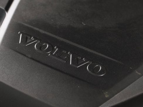 Used 2023 Volvo XC90 T8 Plus image 28