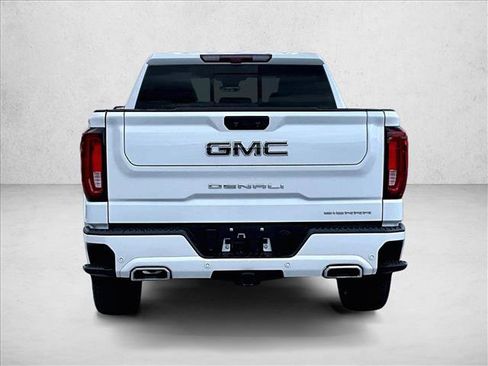 Used 2024 GMC Sierra 1500 Denali Ultimate AWD/4WD image 4