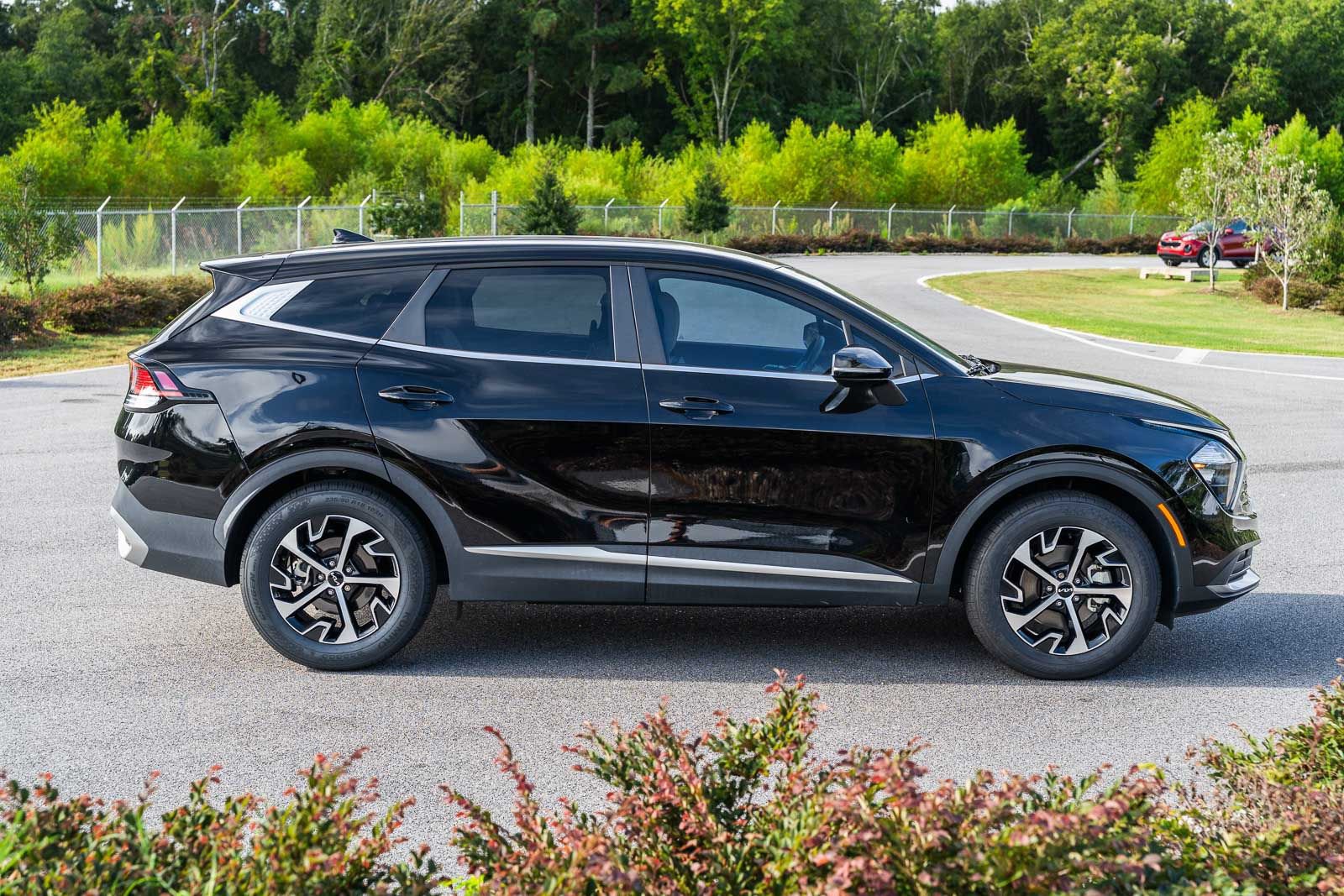 Used 2023 Kia Sportage EX FWD image 8